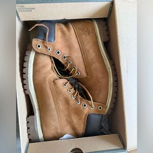 Timberland Boots Chestnut kids size 7